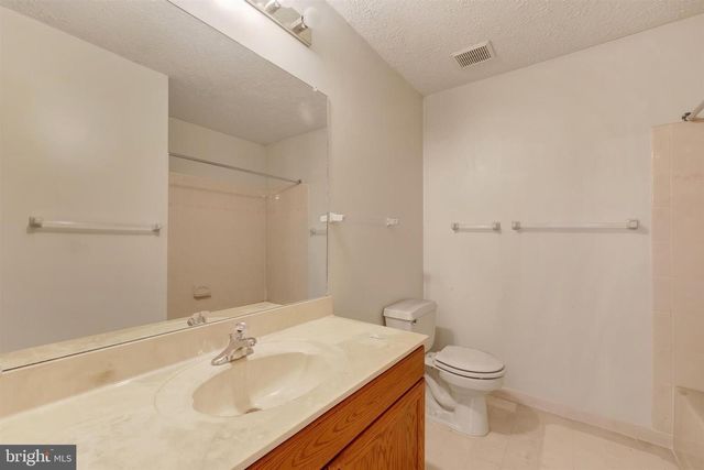 16896 DRIFTWOOD PL, Hughesville, MD 20637