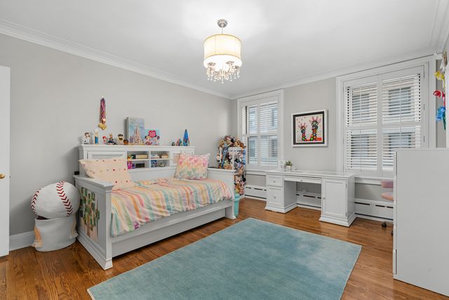 3740 N Lake Shore Drive 5A, Chicago, IL 60613
