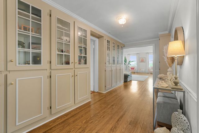 3740 N Lake Shore Drive 5A, Chicago, IL 60613
