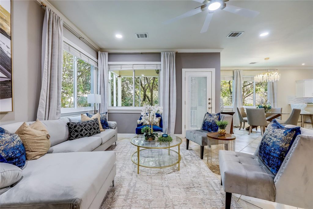 5605 Creek Mdws CV A, Austin, TX 78731