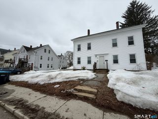 330-342 Church Street, Putnam, CT 06260