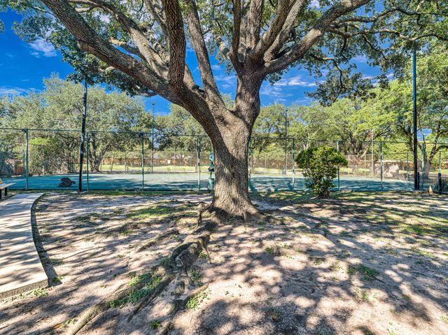 13833 Hollowgreen Drive, Houston, TX 77082