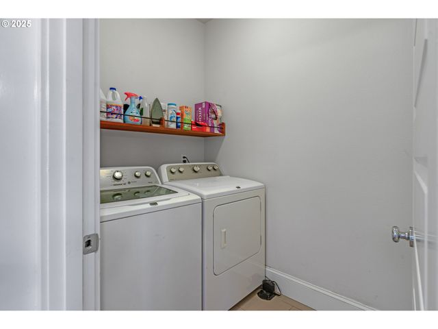 5406 Ne COUCH St, Portland, OR 97213