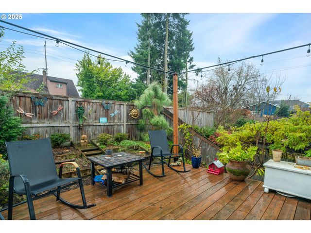 5406 Ne COUCH St, Portland, OR 97213