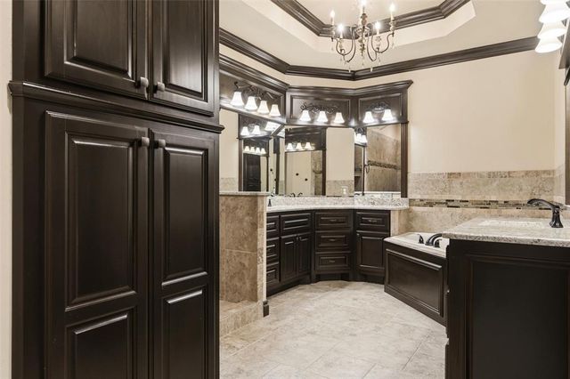 4109 Acoma Drive, Moore, OK 73160