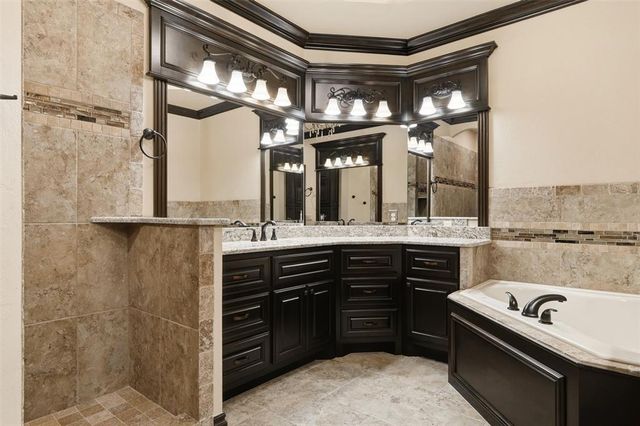 4109 Acoma Drive, Moore, OK 73160