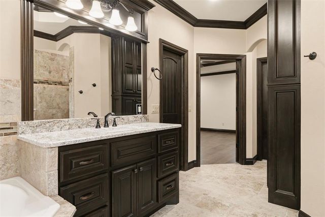 4109 Acoma Drive, Moore, OK 73160