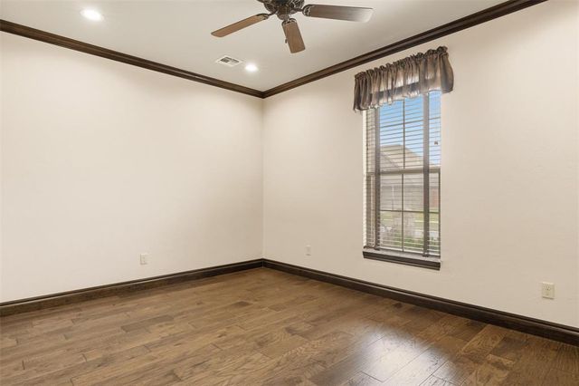 4109 Acoma Drive, Moore, OK 73160