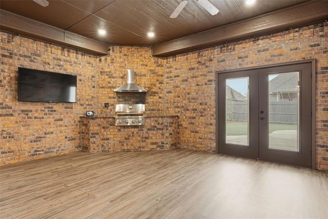 4109 Acoma Drive, Moore, OK 73160