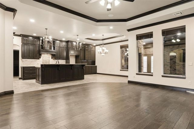4109 Acoma Drive, Moore, OK 73160