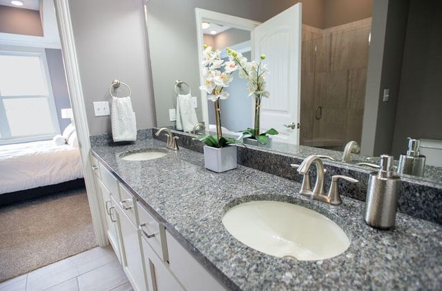 1608 RESIDENCE DR, Columbia, MO 65201