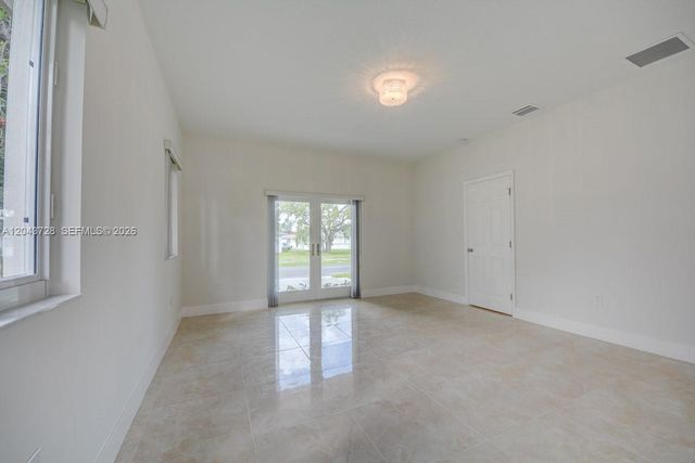 312 Phippen Waiters Rd, Dania Beach, FL 33004
