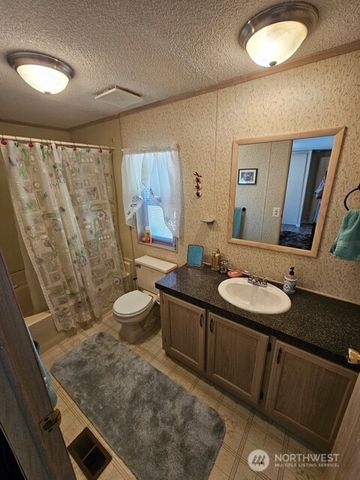 27516 O Street Dr, Ocean Park, WA 98640