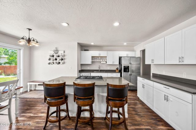 1215 E SHOREWOOD CT, Coeur D'alene, ID 83815