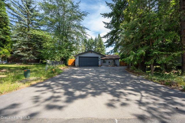 1215 E SHOREWOOD CT, Coeur D'alene, ID 83815
