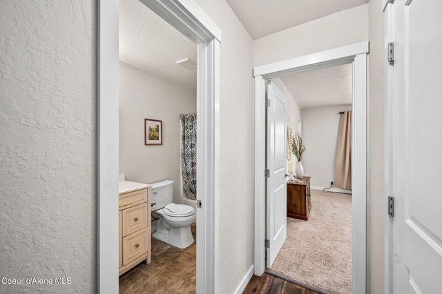 1215 E SHOREWOOD CT, Coeur D'alene, ID 83815