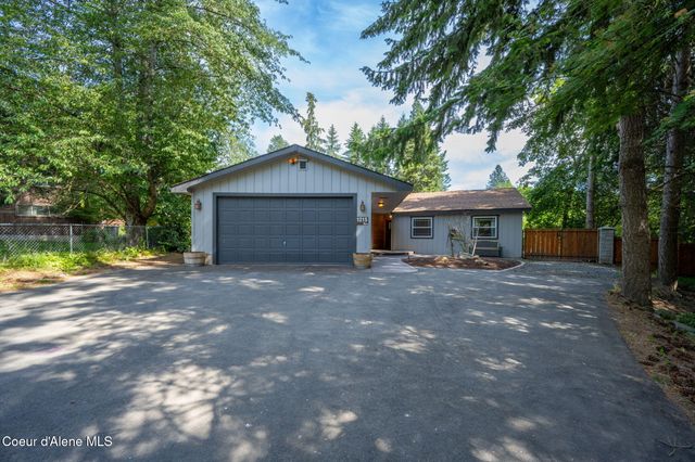1215 E SHOREWOOD CT, Coeur D'alene, ID 83815