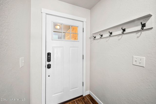 1215 E SHOREWOOD CT, Coeur D'alene, ID 83815