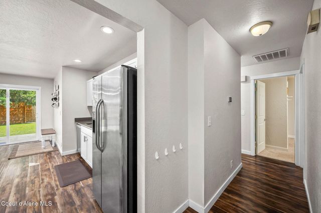 1215 E SHOREWOOD CT, Coeur D'alene, ID 83815