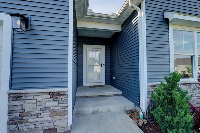 1093 Bear Creek Circle, Webster, NY 14580