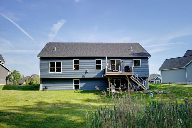 1093 Bear Creek Circle, Webster, NY 14580