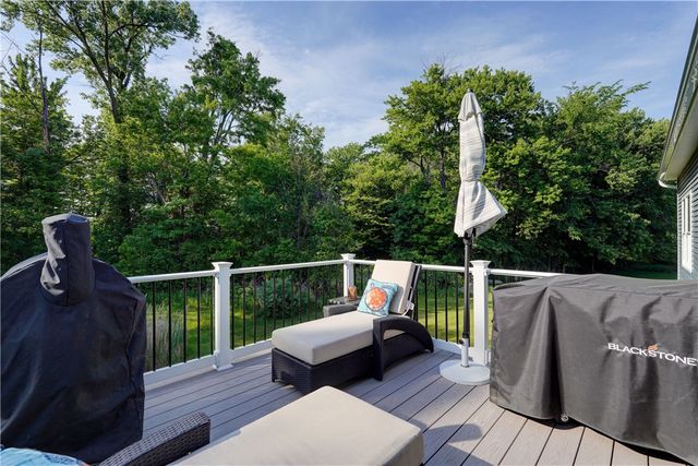 1093 Bear Creek Circle, Webster, NY 14580