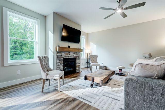 1093 Bear Creek Circle, Webster, NY 14580