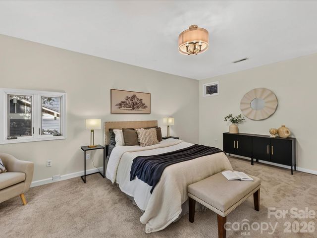 1824 Chestnut Avenue, Charlotte, NC 28205