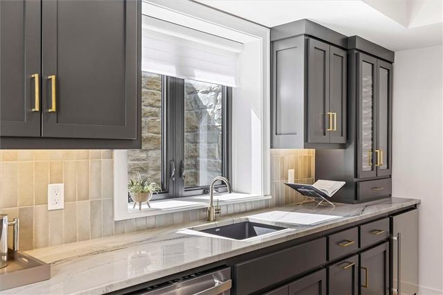 12501 W 184th Street, Overland Park, KS 66013