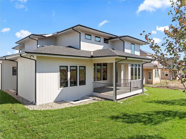 12501 W 184th Street, Overland Park, KS 66013