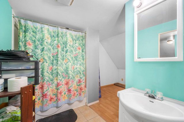 1047 W Washington STREET, West Bend, WI 53095