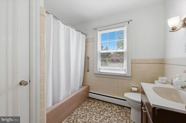 336 RICHLAND AVE, Havertown, PA 19083