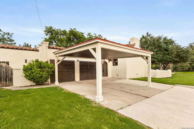135 W Lullwood, San Antonio, TX 78212
