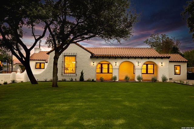 135 W Lullwood, San Antonio, TX 78212