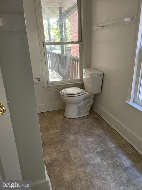 727 WASHINGTON AVE, Hagerstown, MD 21740