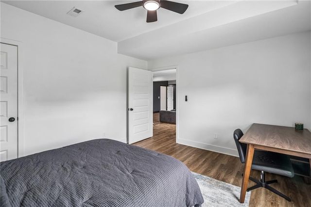 3730 NW 96th Court, Kansas City, MO 64154
