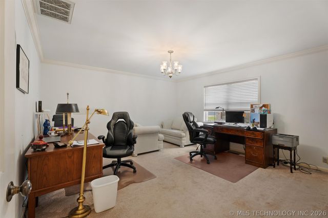 1555 Pecan Place, Bartlesville, OK 74003