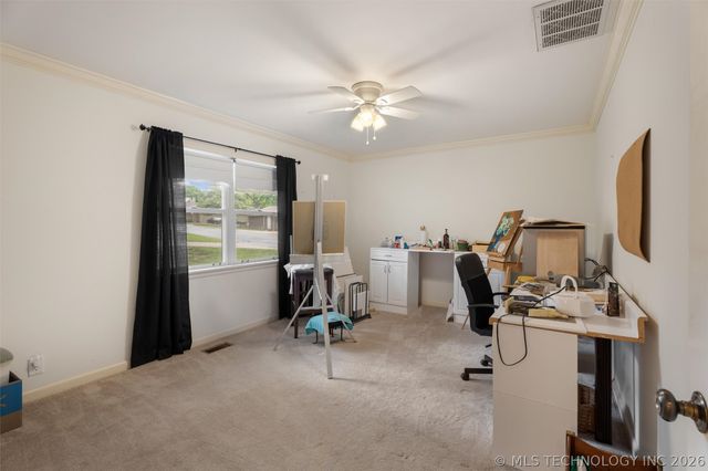 1555 Pecan Place, Bartlesville, OK 74003