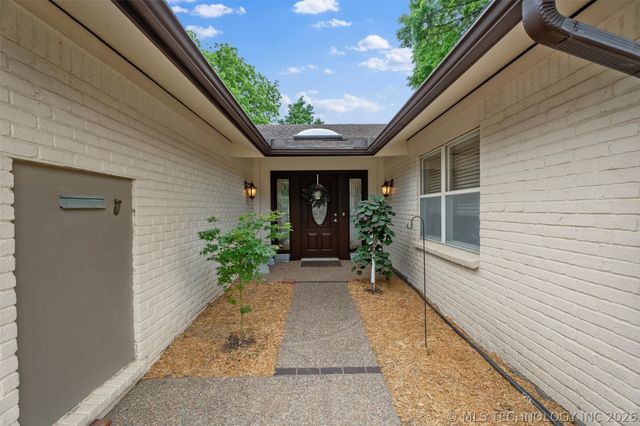 1555 Pecan Place, Bartlesville, OK 74003