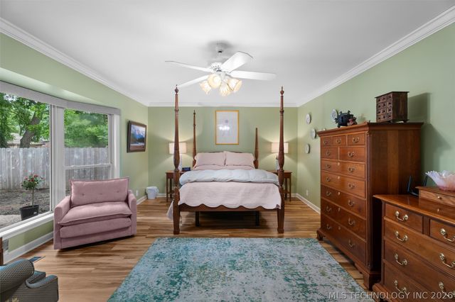 1555 Pecan Place, Bartlesville, OK 74003