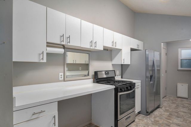 2653 E Cragmont Street, Springfield, MO 65804