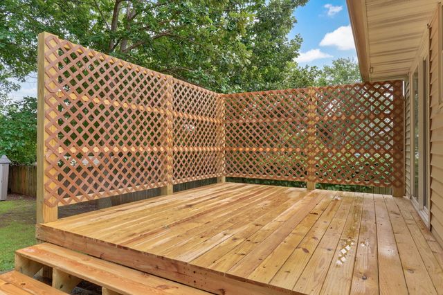2653 E Cragmont Street, Springfield, MO 65804