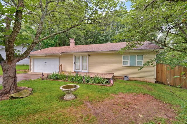 2653 E Cragmont Street, Springfield, MO 65804