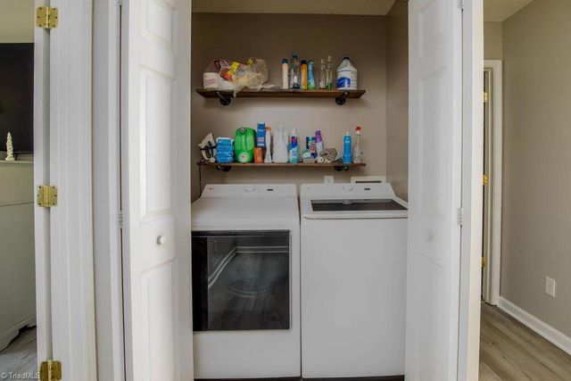 1606 Chelsea Square, Archdale, NC 27263