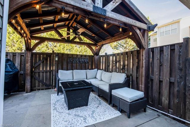 1606 Chelsea Square, Archdale, NC 27263