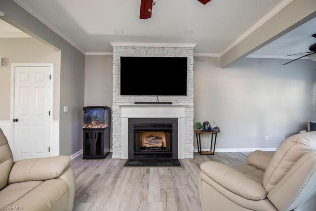 1606 Chelsea Square, Archdale, NC 27263