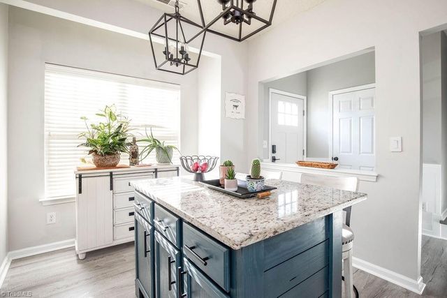 1606 Chelsea Square, Archdale, NC 27263