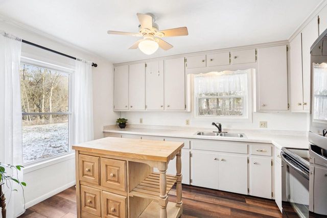 W10892 County Road V, Lodi, WI 53555