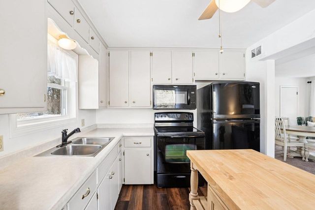 W10892 County Road V, Lodi, WI 53555