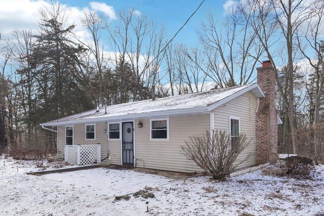 W10892 County Road V, Lodi, WI 53555